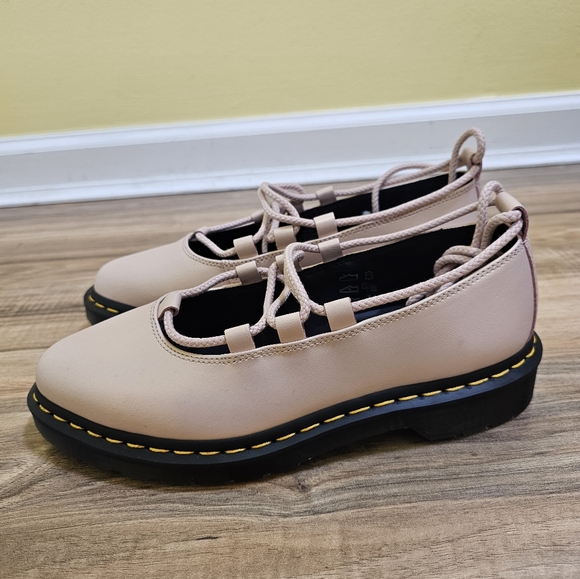 NEW DR. MARTENS ELPHIE II